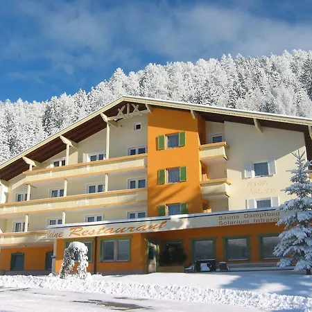 Bed & Breakfast Astoria 2*