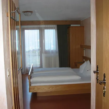 Bed & Breakfast Astoria Jerzens